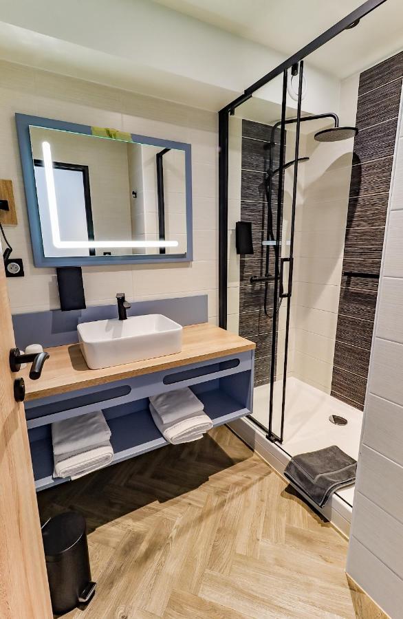Logis Hotel Du Parc Perros-Guirec Eksteriør bilde
